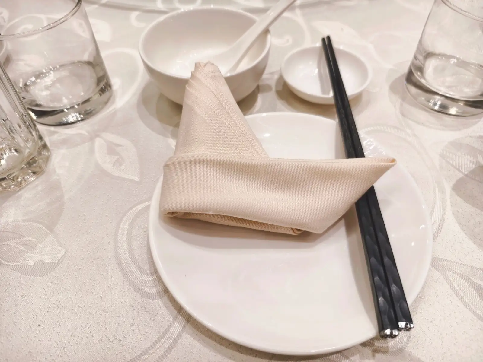 武汉餐饮市场合金筷子与竹木筷子应用现状及选型分析正文配图 1