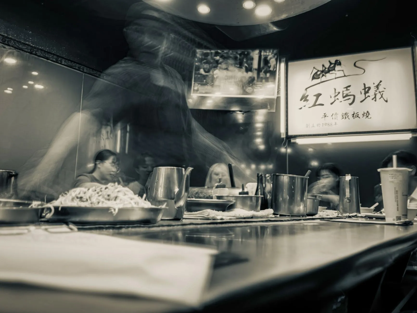 武汉餐饮门店餐具升级趋势:合金筷子与竹木筷子如何选型搭配正文配图 1